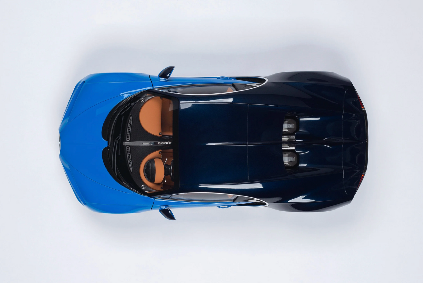 BUGATTI Chiron (2016) | Limited Edition 1:8