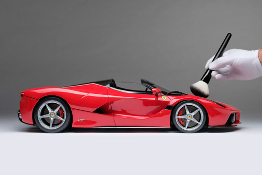 Ferrari LaFerrari Aperta (2016) | Limited Edition in Red 1:8