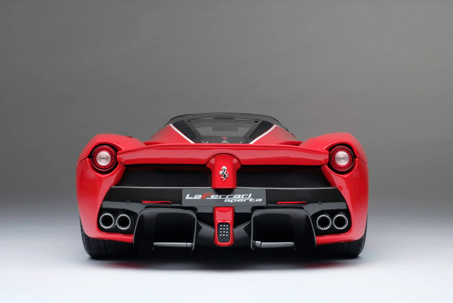 Ferrari LaFerrari Aperta (2016) | Limited Edition in Red 1:8