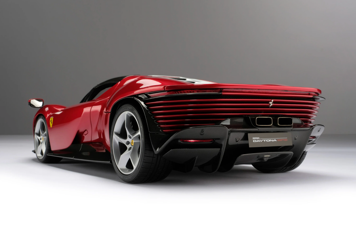Ferrari Daytona SP3 (2022) | Limited Edition 1:8