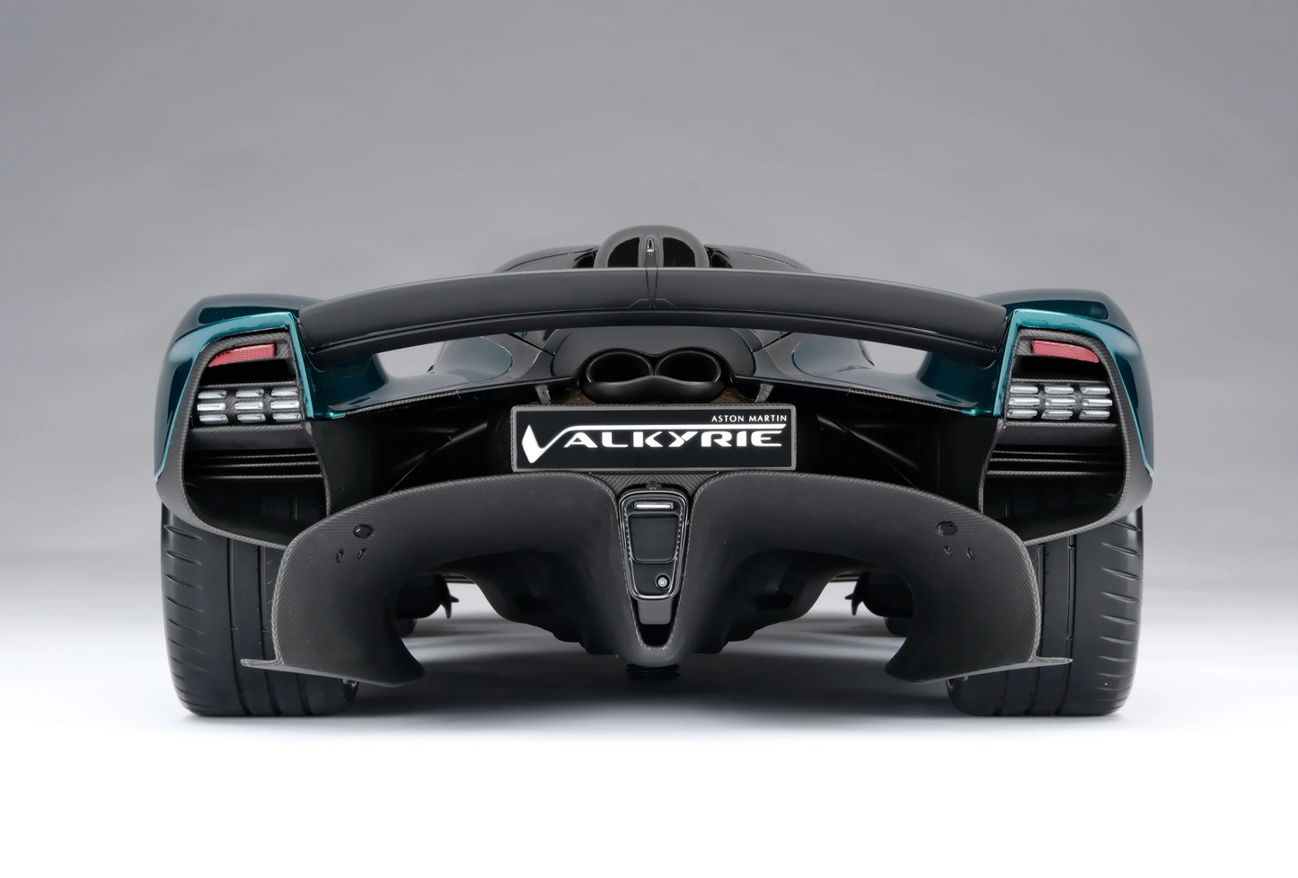 Aston Martin Valkyrie (2021) | Limited Edition 1:8