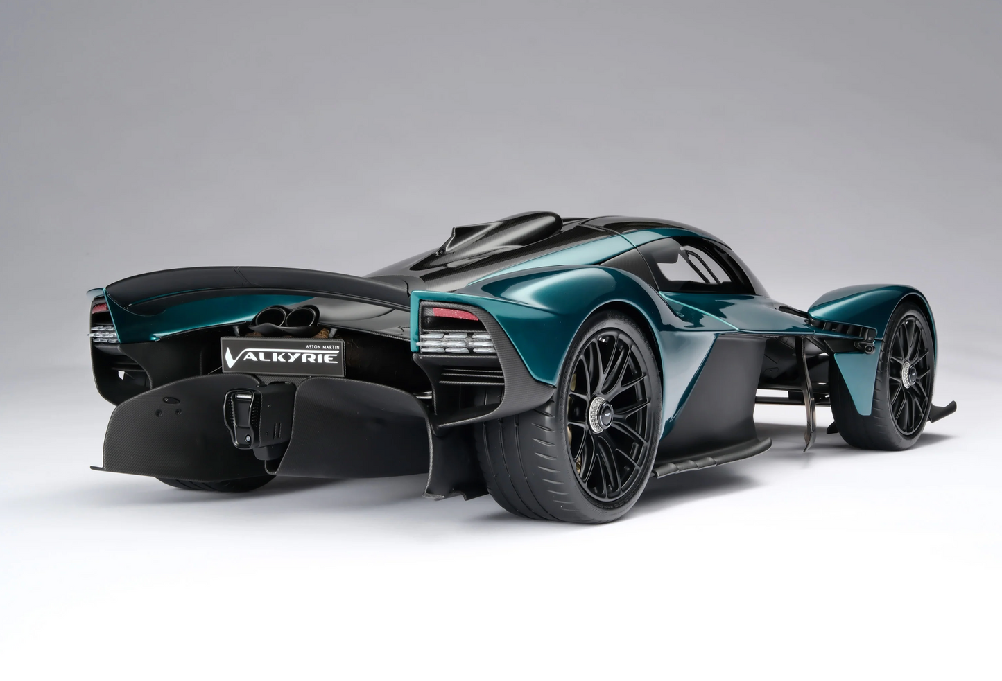 Aston Martin Valkyrie (2021) | Limited Edition 1:8