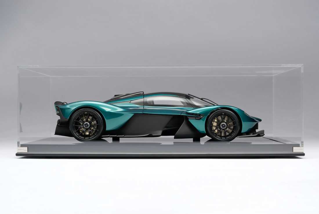 Aston Martin Valkyrie (2021) | Limited Edition 1:8